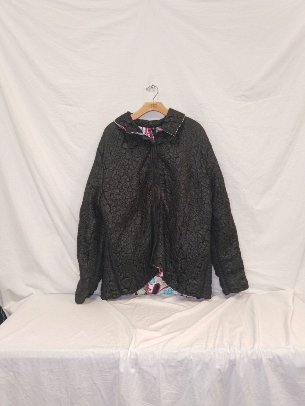 Pleats Collection Jacket - Picture 3 of 4